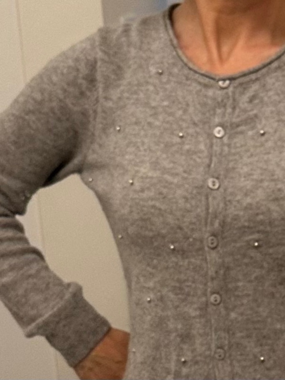 Premium 100% Pure Cashmere Studded Cardigan, Like New, size S - Picture 9 of 11